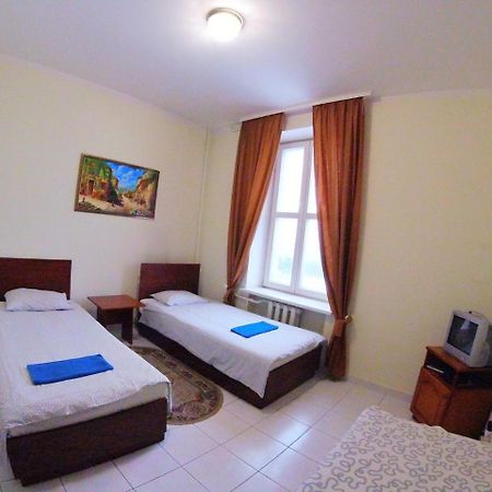 Гранпри Bed & Breakfast Minsk Luaran gambar